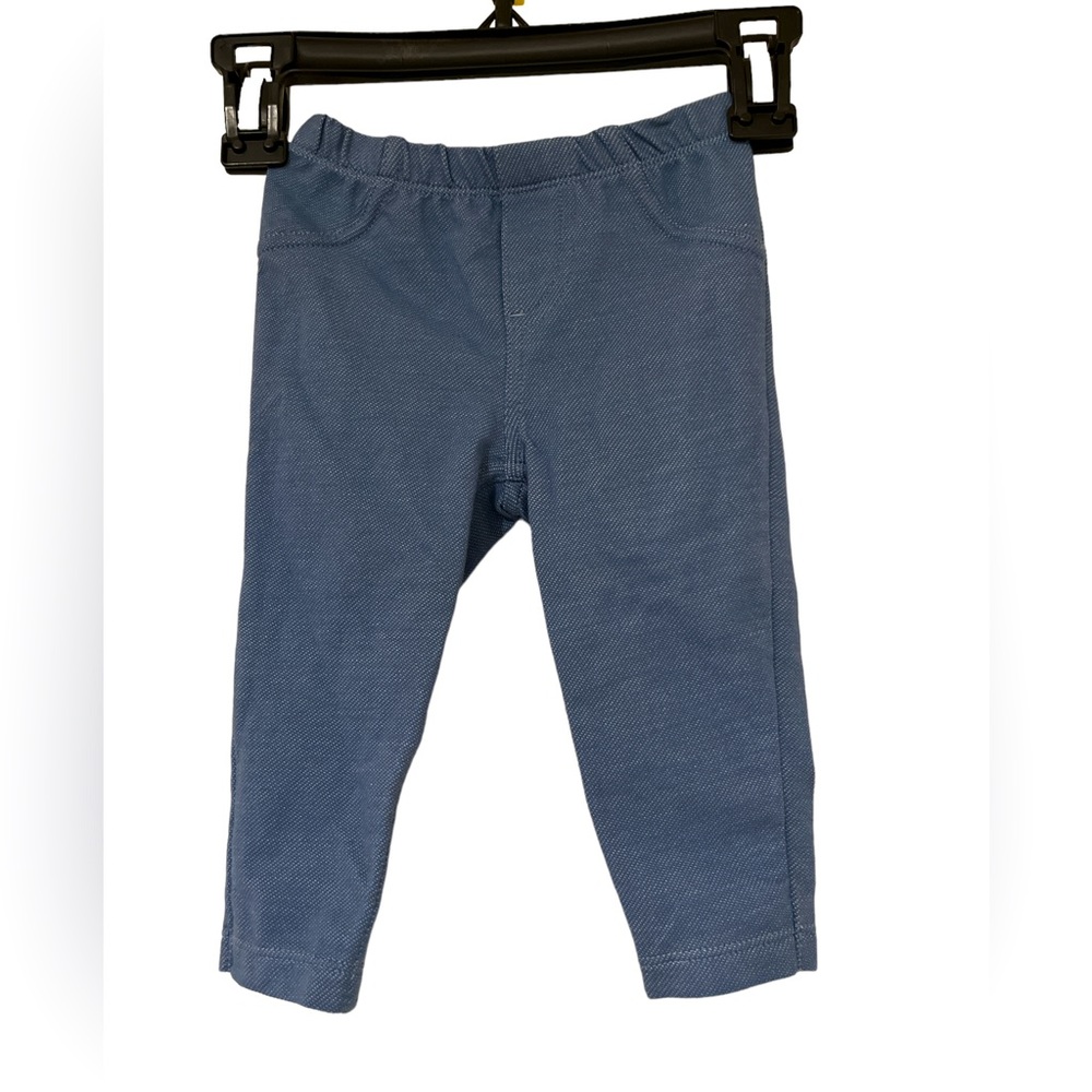 Just one you Carter’s 6 M pants.